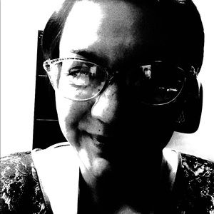 Meet your Posher, Janelle